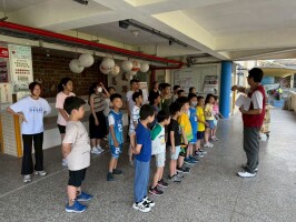 20250523財團法人白陽山慈善基金會端午節前夕贈送弱勢學生家庭素肉粽:LINE_ALBUM_20250523白陽山慈善基金會贈粽_250523_2