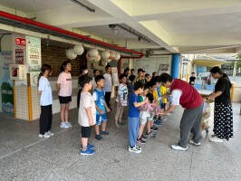 20250523財團法人白陽山慈善基金會端午節前夕贈送弱勢學生家庭素肉粽:LINE_ALBUM_20250523白陽山慈善基金會贈粽_250523_5